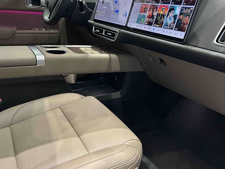 Фото 5 - LiXiang L7