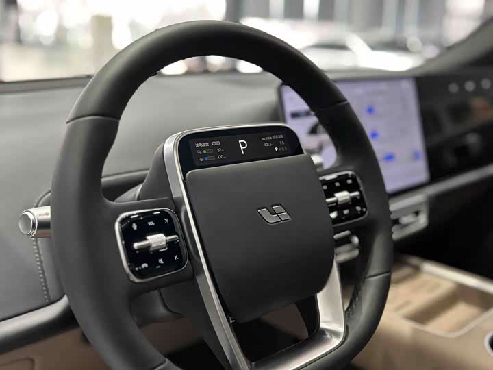 Фото 7 - LiXiang L7