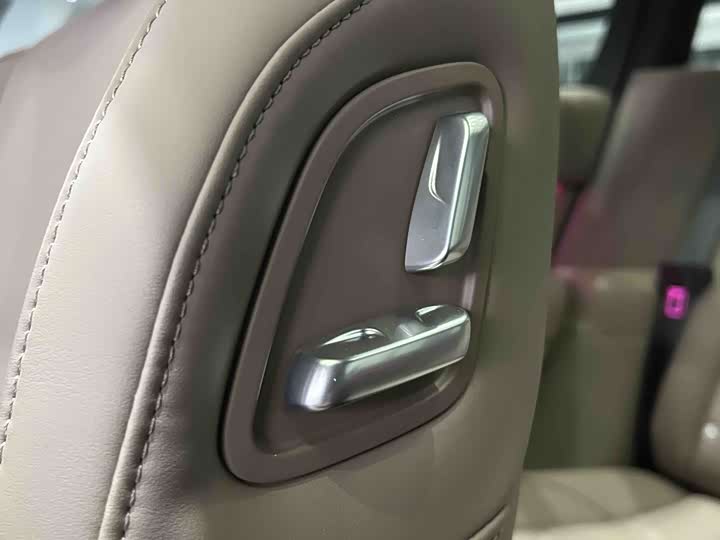 Фото 9 - LiXiang L7