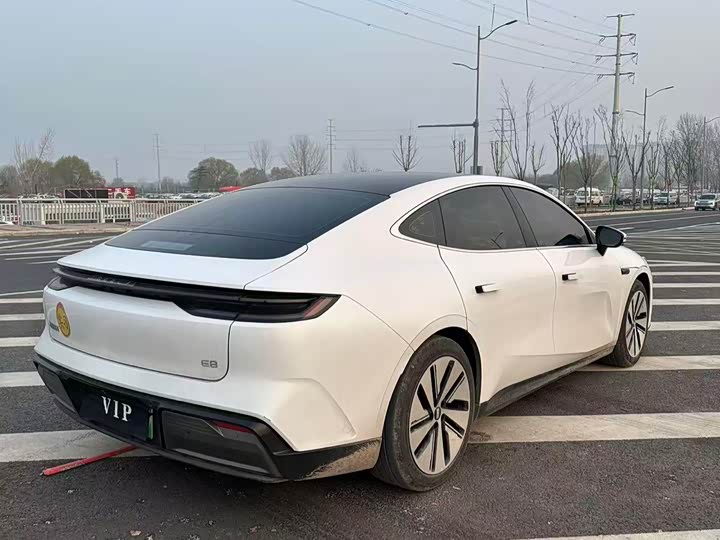 Фото 7 - Geely Galaxy E8