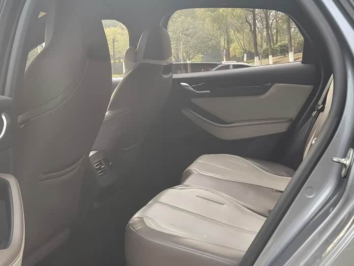 Фото 6 - BYD Qin Plus