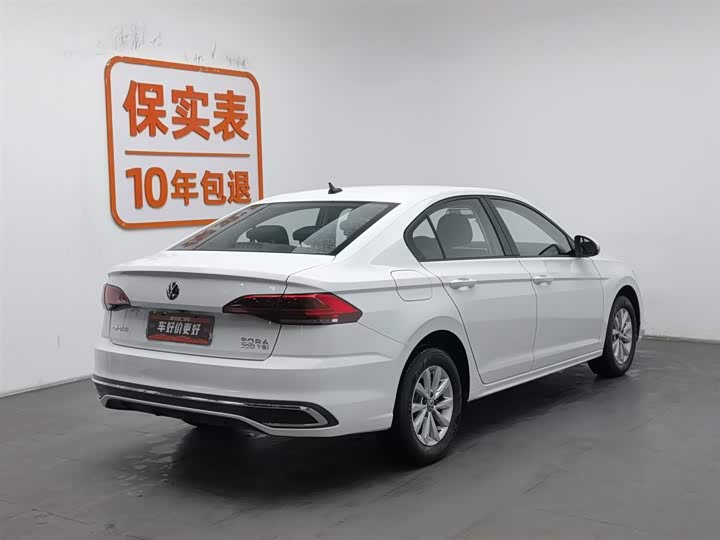 Фото 2 - Volkswagen Bora