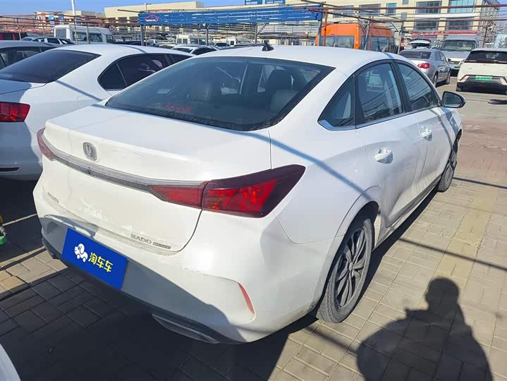 Фото 3 - Changan Eado Plus