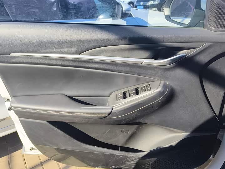 Фото 7 - Changan Eado Plus