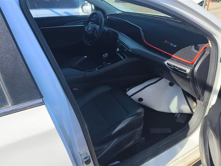 Фото 8 - Changan Eado Plus