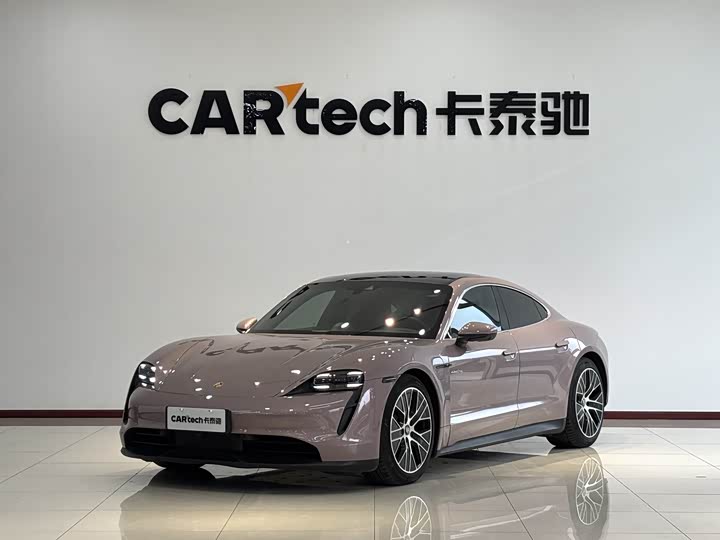 Photo 1 - Porsche Taycan