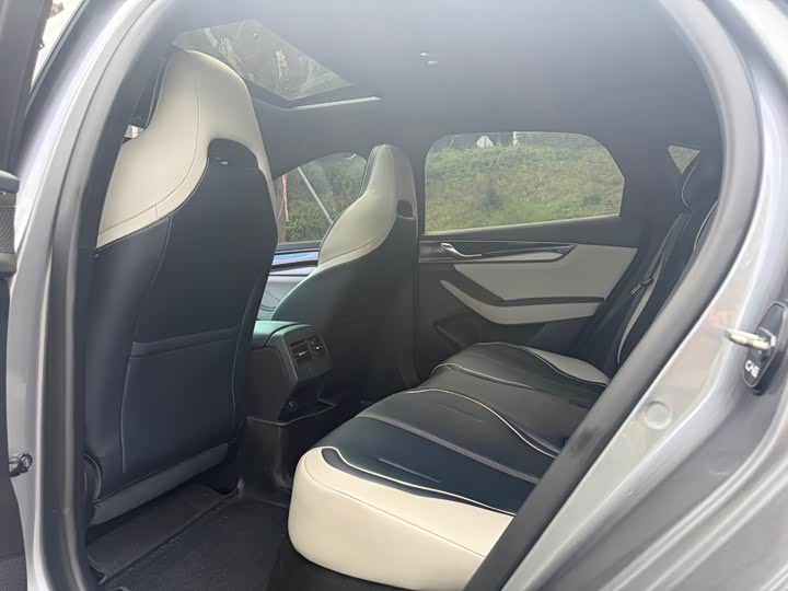 Фото 7 - BYD Qin Plus