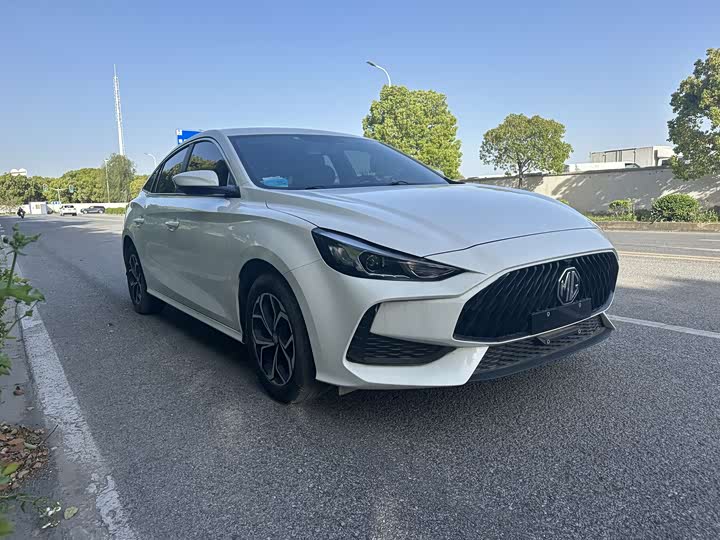 Фото 2 - MG Motor 5