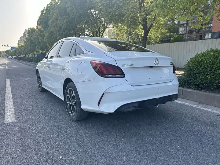 Фото 6 - MG Motor 5