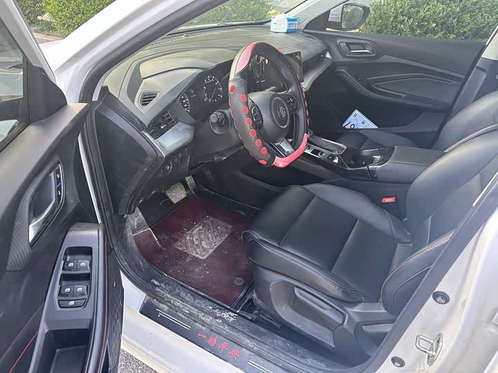 Фото 7 - MG Motor 5