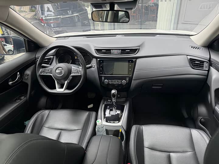 Фото 4 - Nissan X-Trail