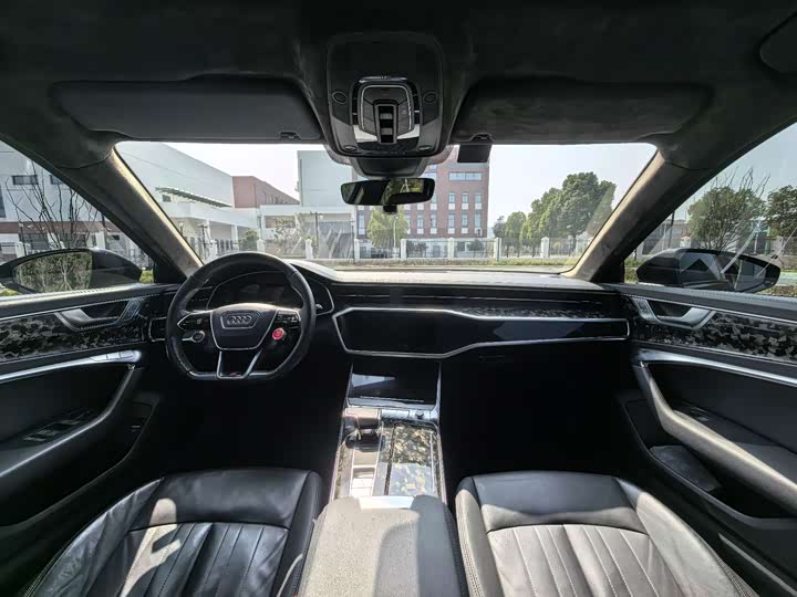 Фото 6 - Audi A6