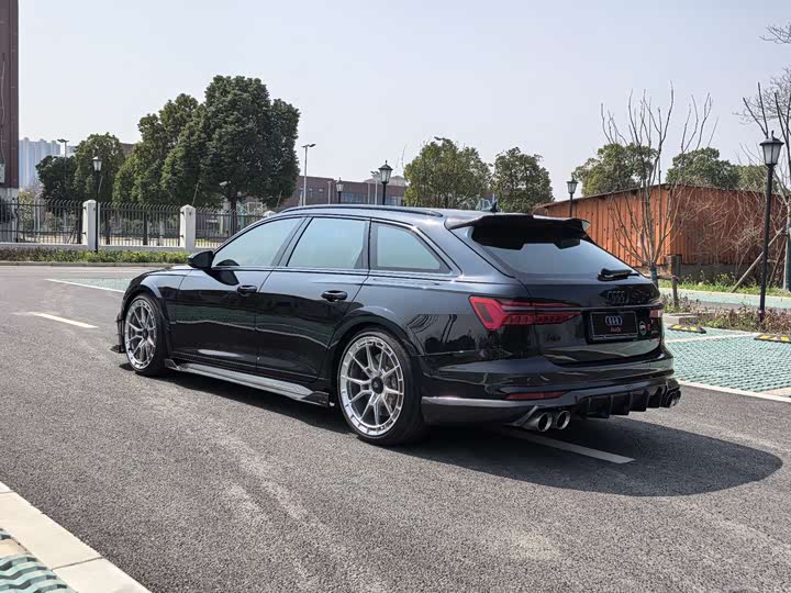 Фото 7 - Audi A6