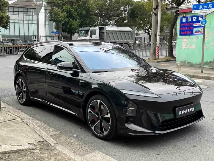 Фото 3 - Nio ET5T