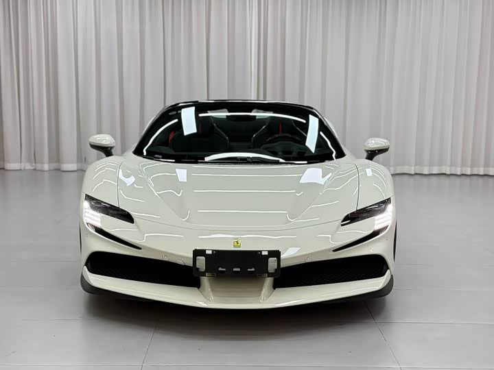 Фото 2 - Ferrari SF90