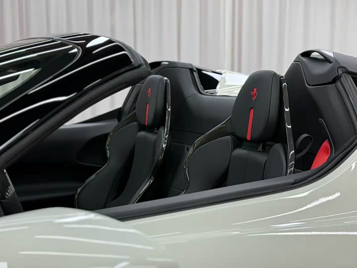 Фото 8 - Ferrari SF90