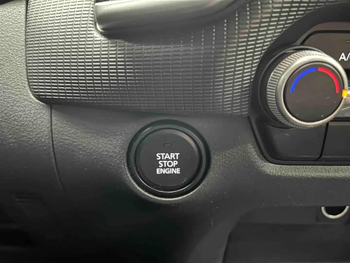 Фото 4 - Mazda CX-50