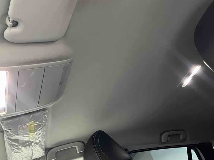 Фото 8 - Mazda CX-50