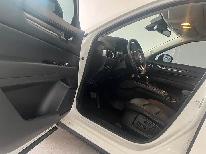 Фото 7 - Mazda CX-5