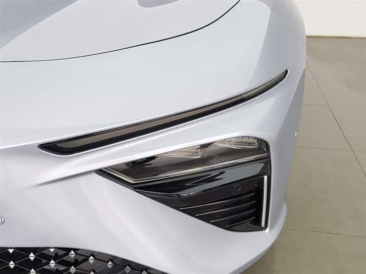 Фото 7 - Hozon S