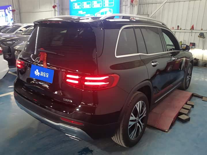 Фото 3 - Mercedes-Benz GLB-Class