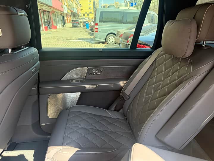 Фото 9 - Nio ES8