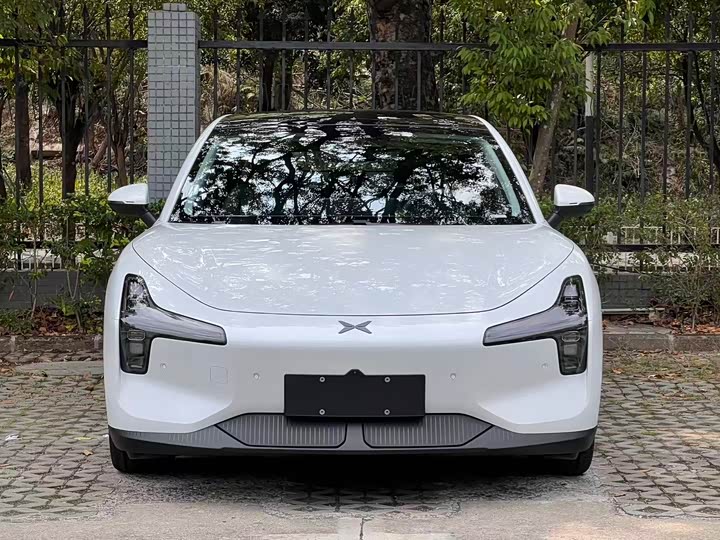 Фото 2 - XPeng Mona M03