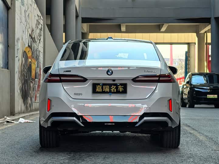 Фото 4 - BMW 5 Series