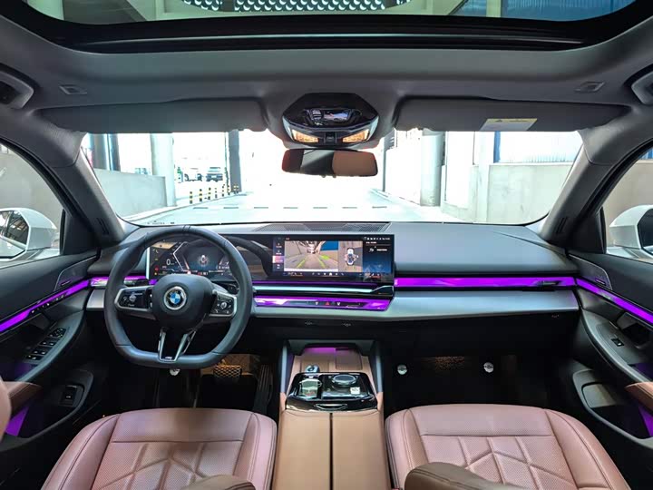 Фото 9 - BMW 5 Series