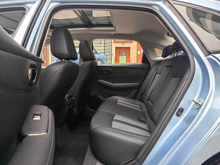 Photo 8 - GAC Aion S Max