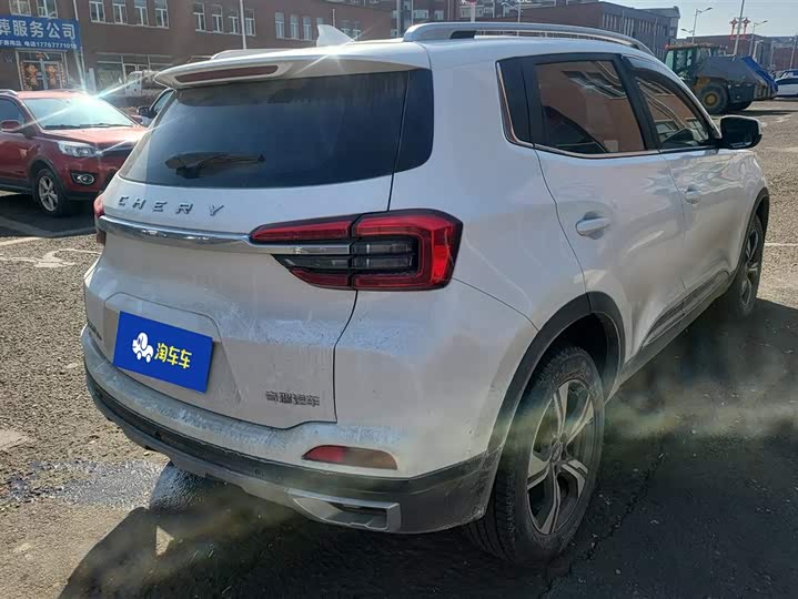 Фото 3 - Chery Tiggo 5x