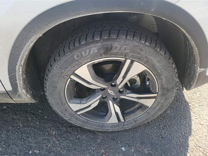 Фото 6 - Chery Tiggo 5x