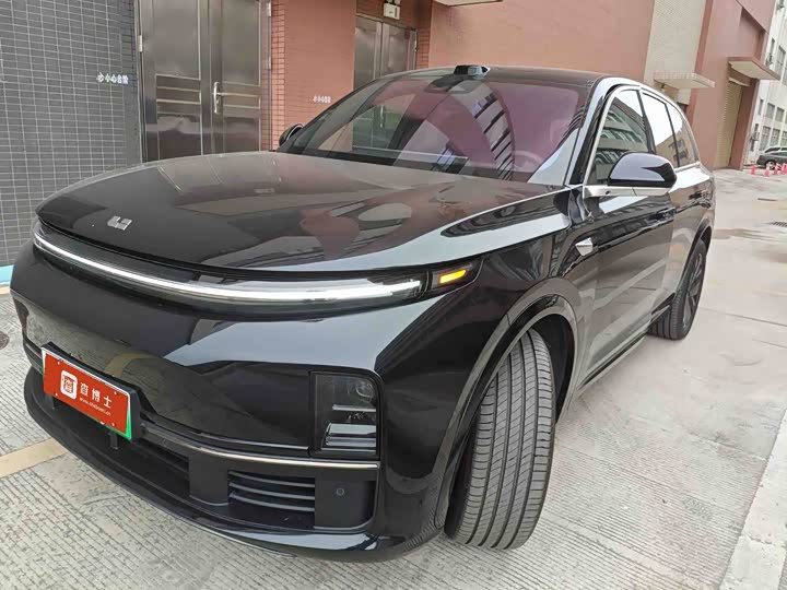 Фото 1 - LiXiang L7