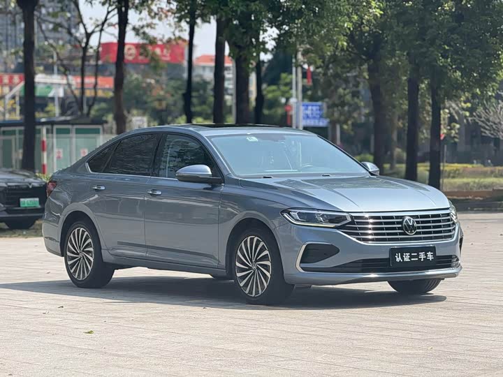 Фото 3 - Volkswagen Lavida