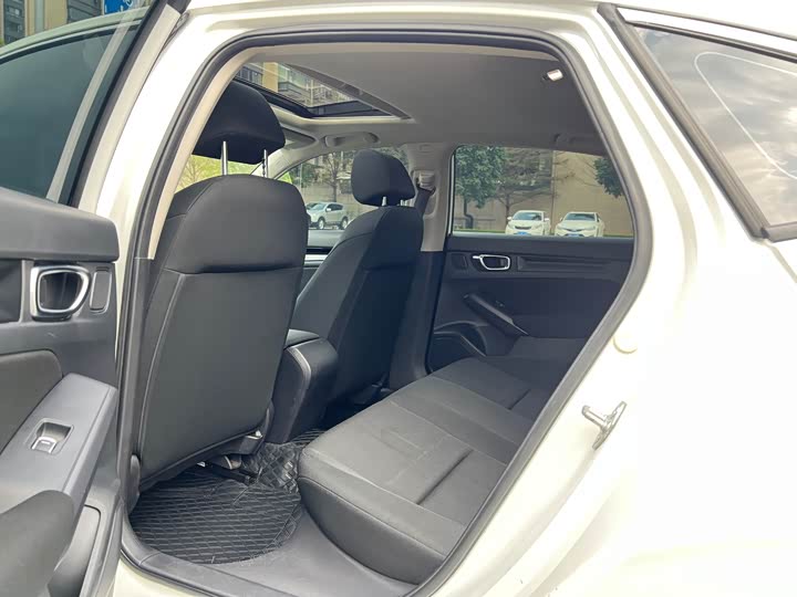 Фото 9 - Honda Civic