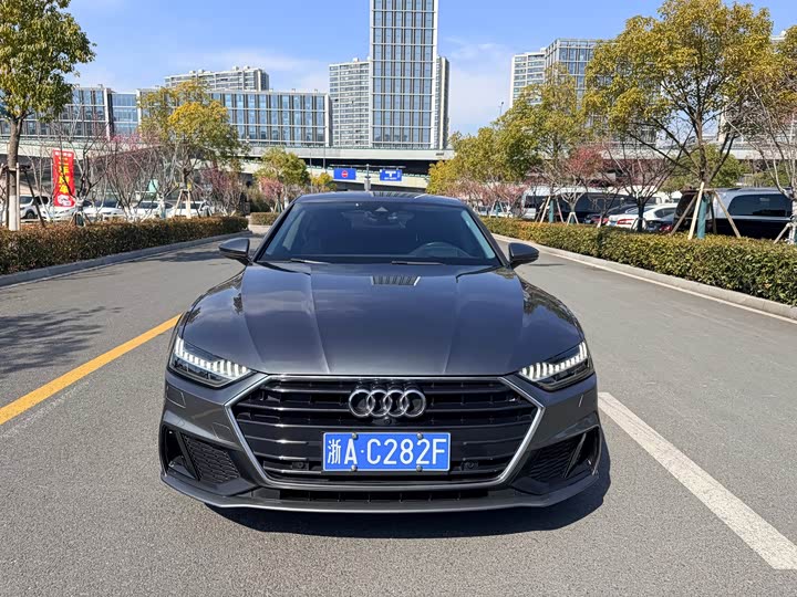 Фото 1 - Audi A7