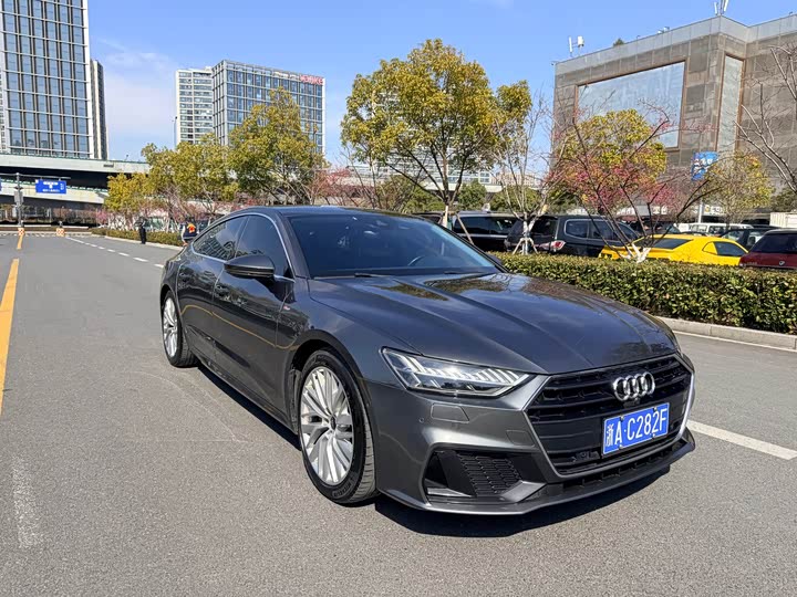 Фото 3 - Audi A7