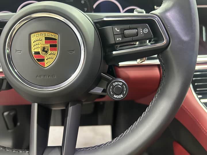 Фото 4 - Porsche Panamera