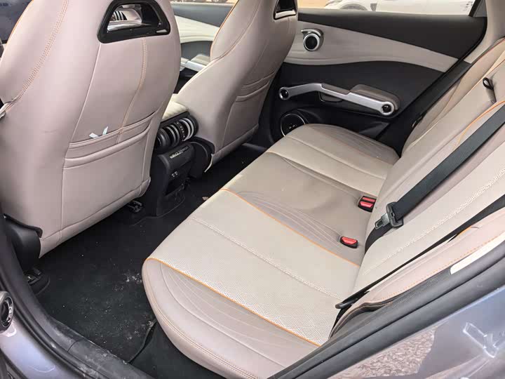 Фото 5 - BYD Yuan Plus