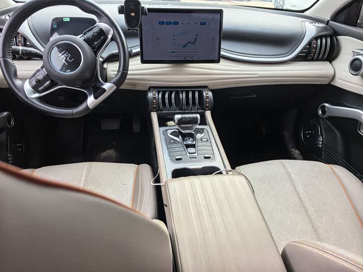 Фото 6 - BYD Yuan Plus