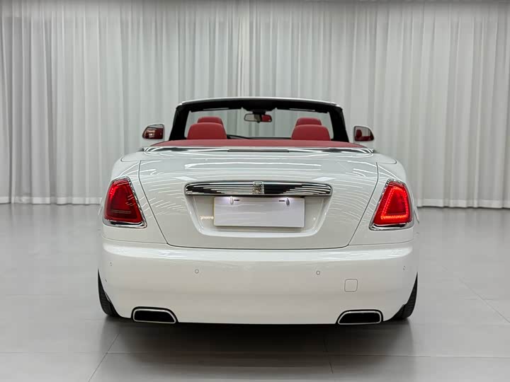 Фото 6 - Rolls-Royce Dawn