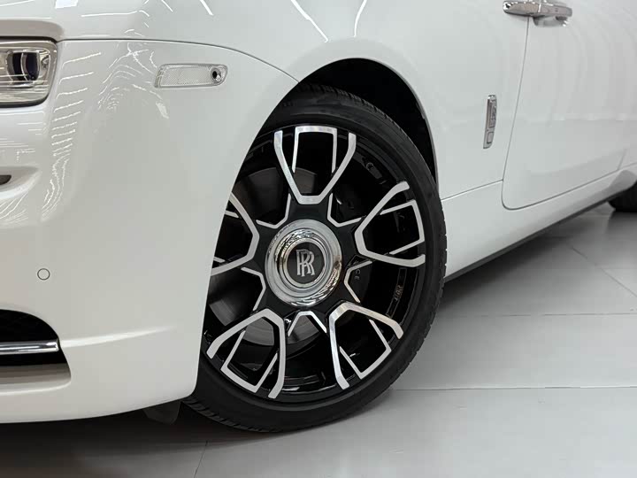 Фото 8 - Rolls-Royce Dawn