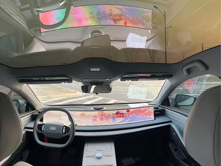 Фото 8 - Geely Galaxy E8