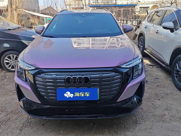 Фото 2 - Audi Q5 e-tron