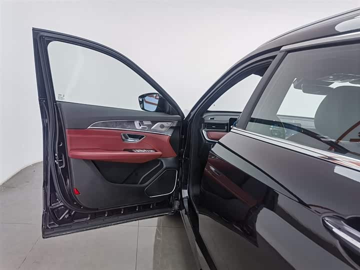 Photo 8 - Jetour X70 Plus