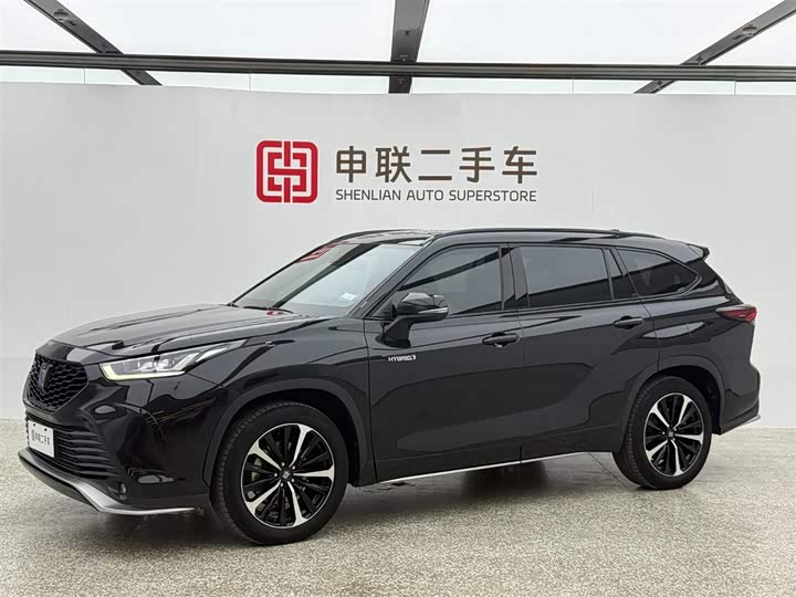 Фото 1 - Toyota Crown Kluger