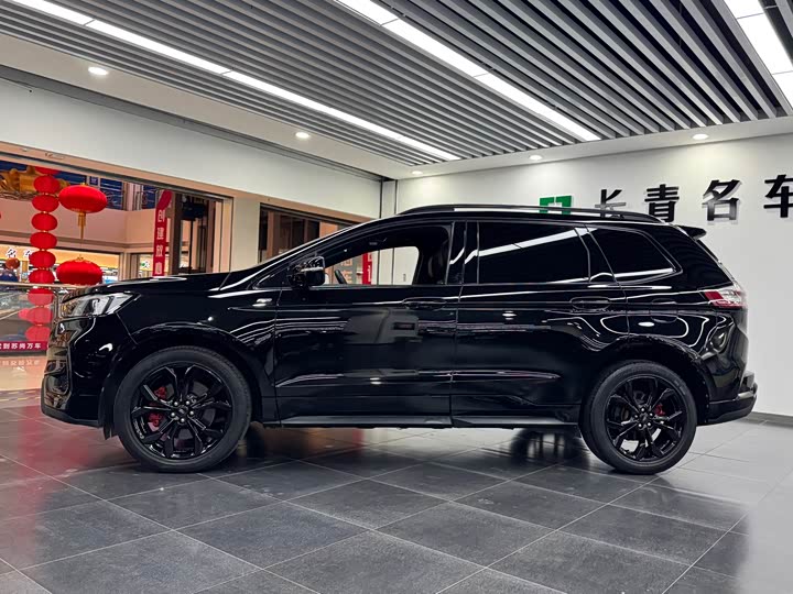 Фото 3 - Ford Edge