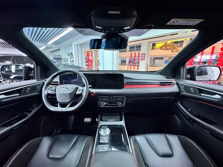 Фото 8 - Ford Edge