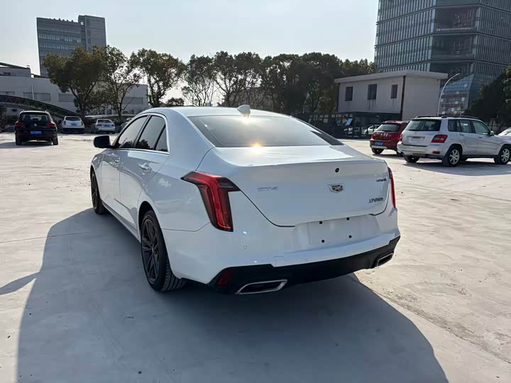 Фото 7 - Cadillac CT4