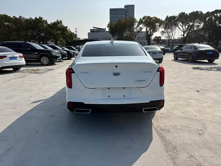 Фото 8 - Cadillac CT4